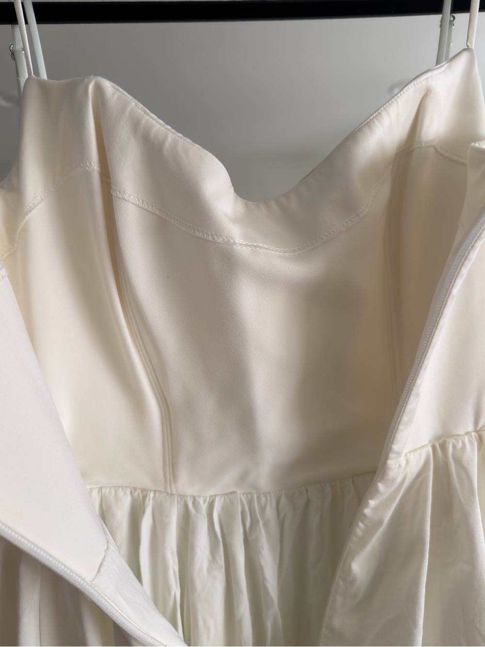 House of CB  Midi Dress - Picture 5 of 8